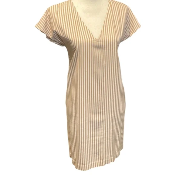 Madewell Button Back Easy Striped Dress - Picture 6 of 13